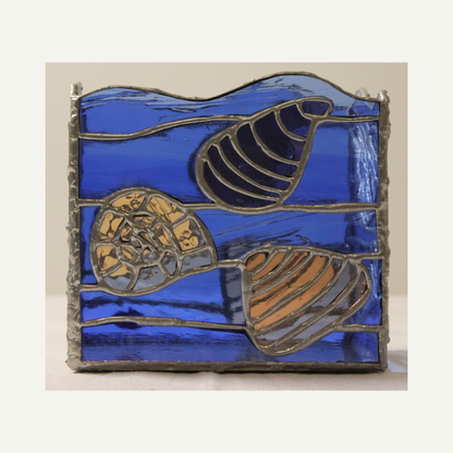 long side of the lantern