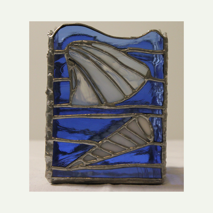 short side of the lantern